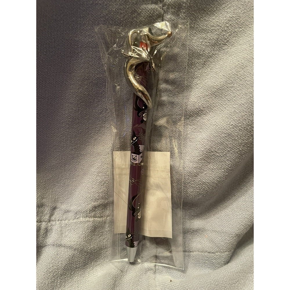NEW Walt Disney Parks The Nightmare Before Christmas‎ - Zero the Ghost Dog - Pen